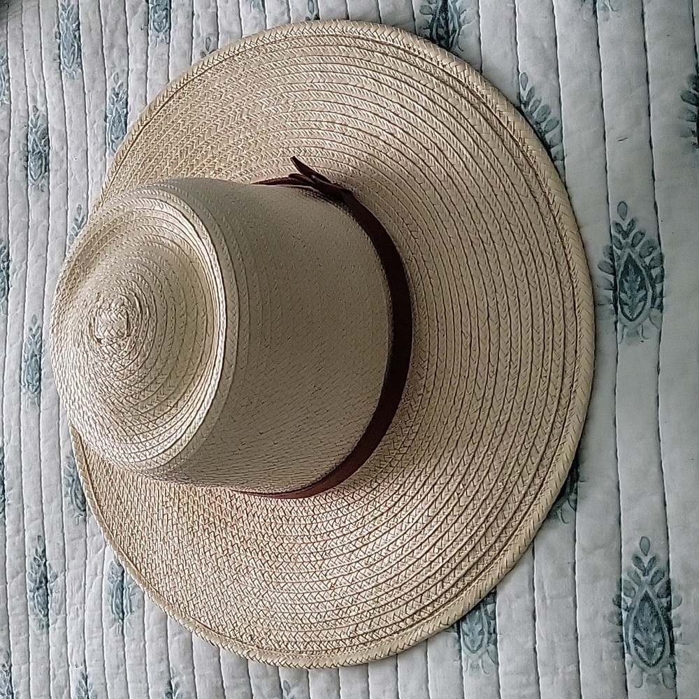 SunBody Hat